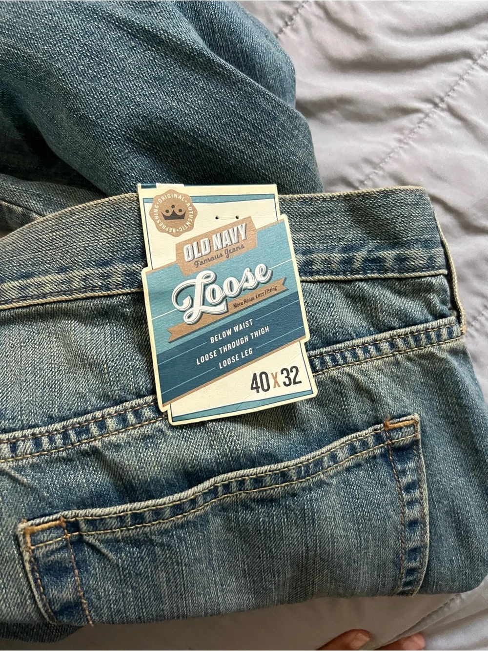 Old Navy Men's Medium Blue Relaxed Straight Jeans